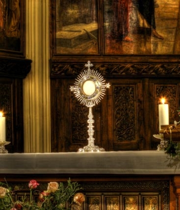 Los martes, Oración de alabanza y adoración en el Seminario Conciliar