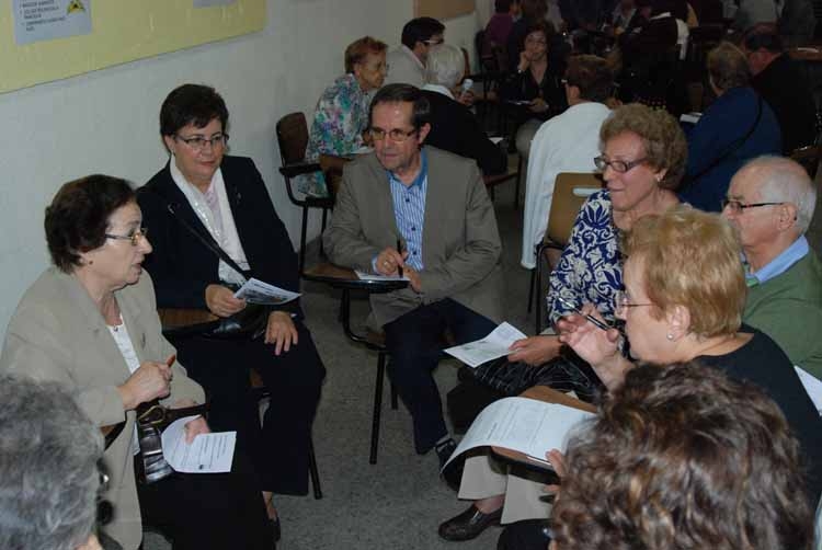 Cáritas de la Vicaría V celebra un encuentro en Nuestra Señora de los Desamparados y San Lucas