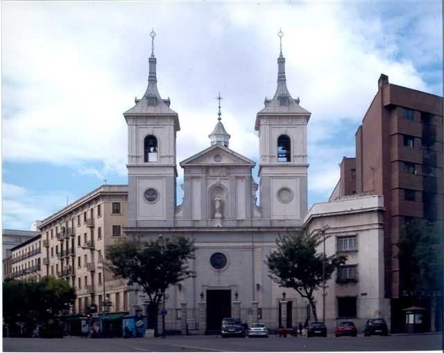 La parroquia Santa Teresa y Santa Isabel acoge los actos litúrgicos en honor de la patrona de Chamberí