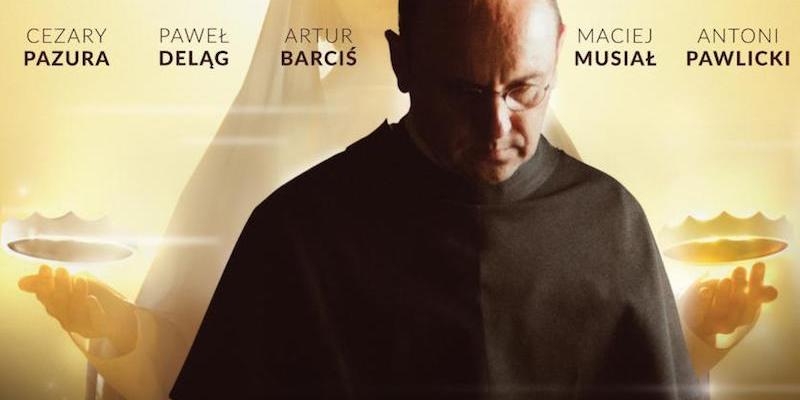 Dos coronas centra la sesión de cine fórum del Ágora Europa