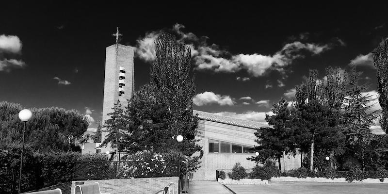 Alumnos del colegio Punta Galea reciben el sacramento de la Confirmación en Santa María de la Merced de Las Rozas