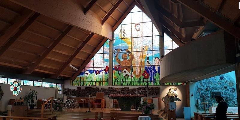 Santa María de Cervellón celebra el 25 aniversario del templo actual con una Misa presidida por el arzobispo de Madrid