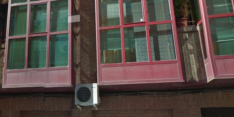 Monseñor José Cobo se reúne con los sacerdotes del arciprestazgo de Usera en la casa de las Dominicas de Nazaret