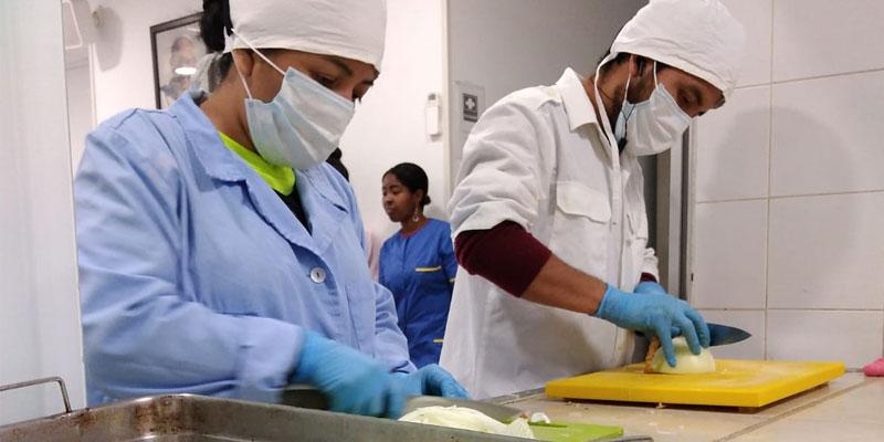 El milagro de San Ramón Nonato y sus 900 comidas diarias a los más vulnerables