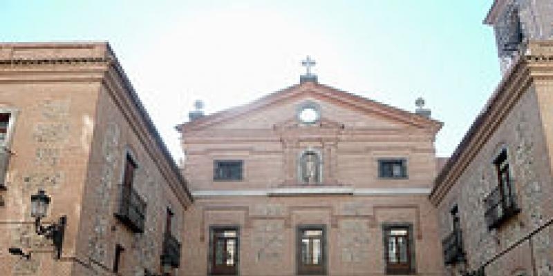 Las campanas de San Ginés repican en homenaje a todos los servidores públicos