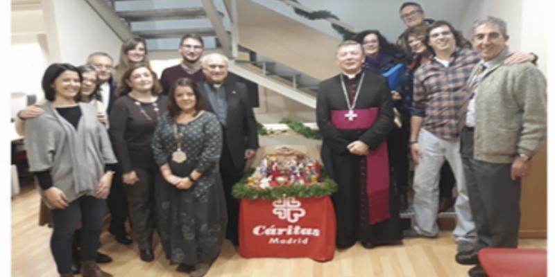 Cáritas Vicaría VIII recibe la visita de monseñor Juan Antonio Martínez Camino