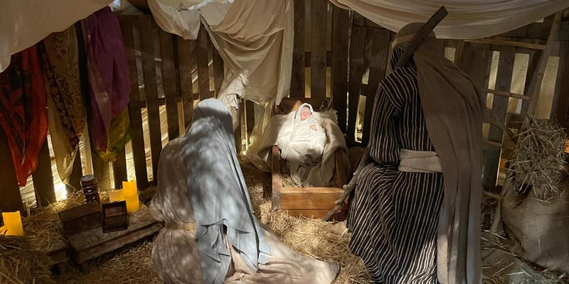 El Seminario estrena un belén a tamaño real «para entrar dentro a rezar»