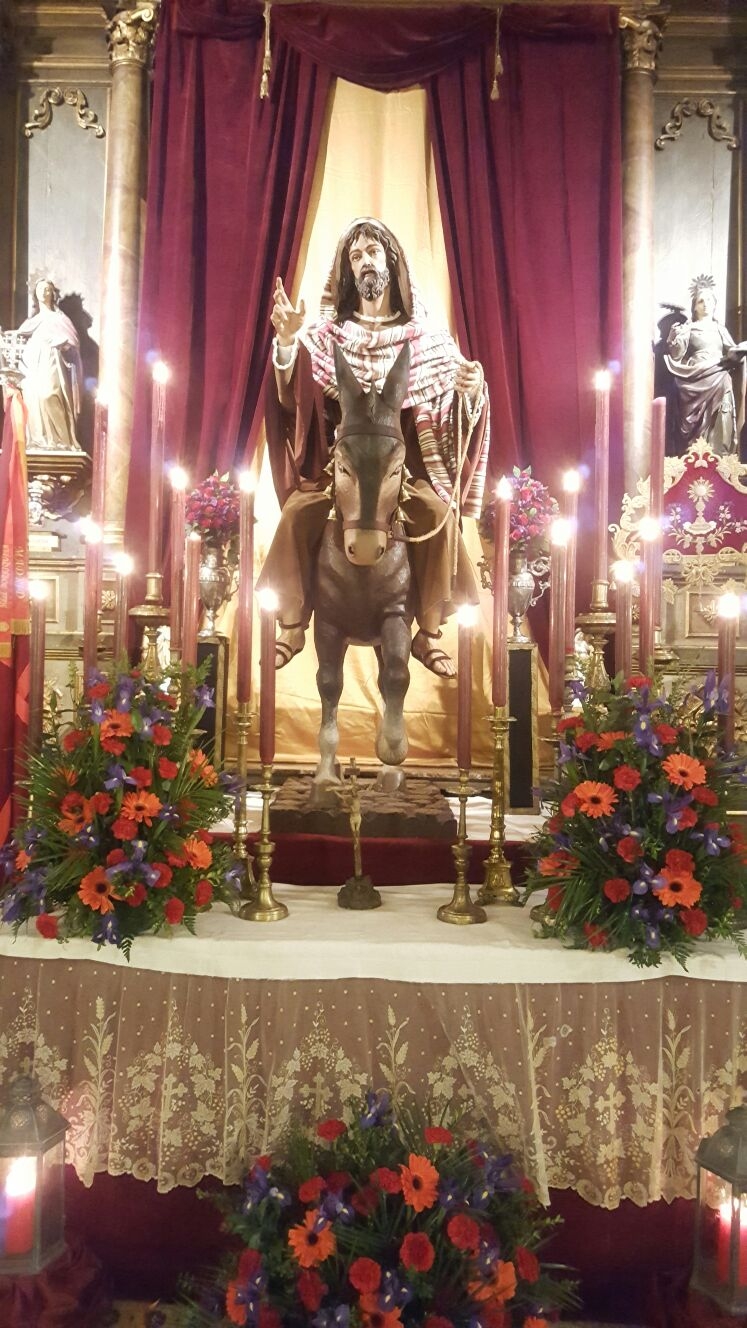 La iglesia de San Ildefonso acoge el quinario de Nuestro Padre Jesús del Amor