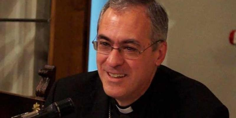 El cardenal Osoro asiste a la toma de posesión de monseñor Juan Antonio Aznárez como arzobispo castrense