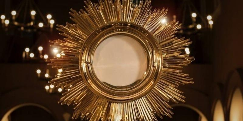 La capilla de la Facultad de Derecho de la UCM acoge este viernes un encuentro de adoración eucarística