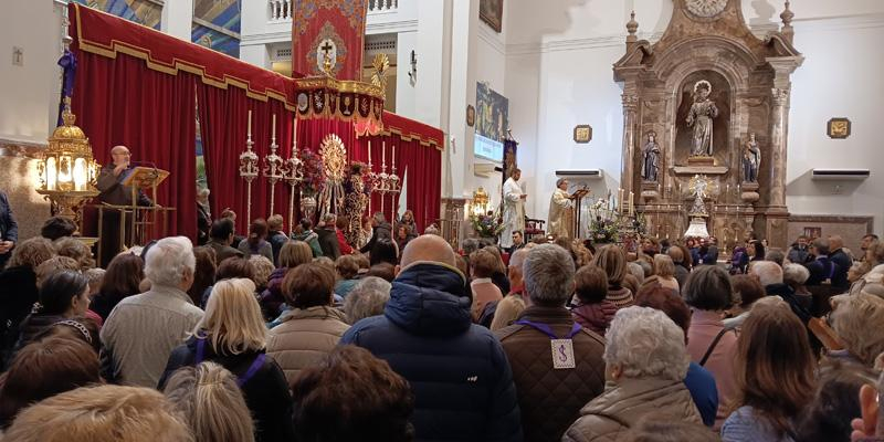 Primer viernes de marzo y los madrileños vuelven a mostrar su fidelidad a Jesús de Medinaceli: «Me refugié en Él y ya no lo dejo»