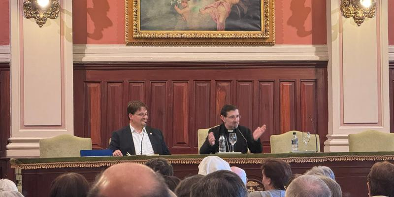 El cardenal José Cobo anima a los superiores de vida consagrada «a caminar en la diocesaneidad compartida»