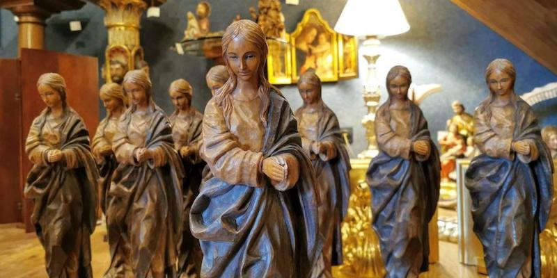 La Presentación de Nuestra Señora pone a la venta una serie de productos para ayudar a financiar las obras del templo