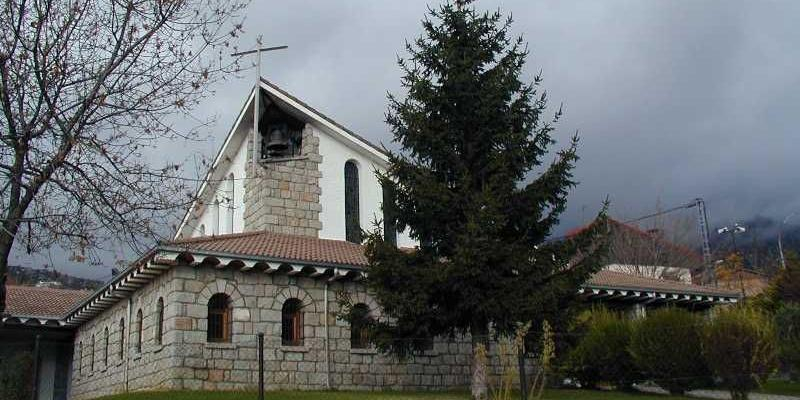 Juan Carlos Merino se reúne con los miembros de los consejos de pastoral de Cerceda y Mataelpino