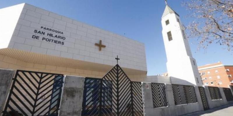 El arzobispo inaugura la visita pastoral a la Vicaría VI en San Hilario de Poitiers