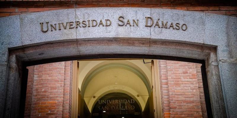 El cardenal Rouco imparte el curso 'Sacra potestas: Ordenamiento canónico. Vida de la Iglesia' en la Universidad San Dámaso
