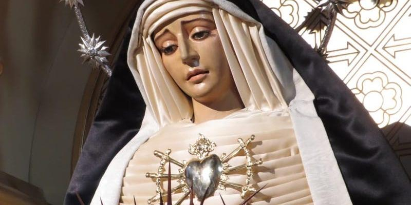 Jesús con la cruz a cuestas abre los desfiles procesionales de Galapagar en el Miércoles Santo