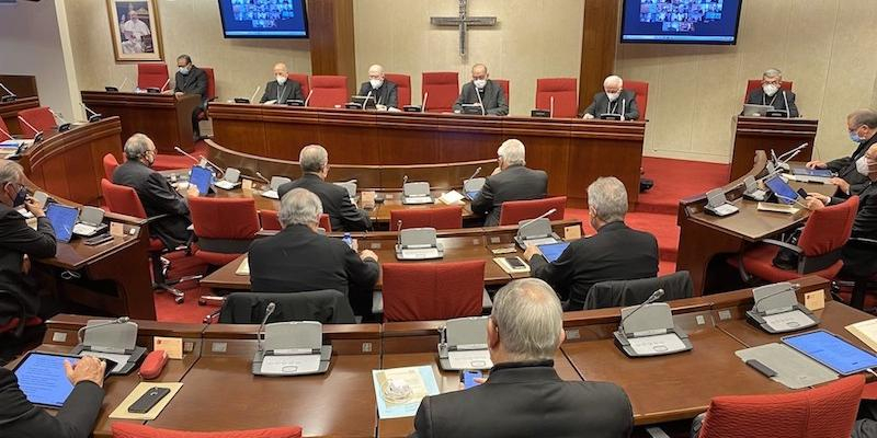 El cardenal Osoro participa en la tanda de ejercicios espirituales para obispos organizada por la CEE