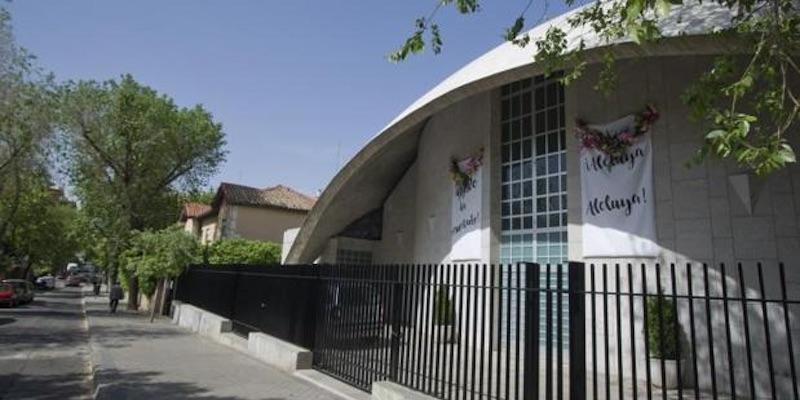 Jóvenes del colegio Pureza de María reciben el sacramento de la Confirmación en Santa Catalina de Siena