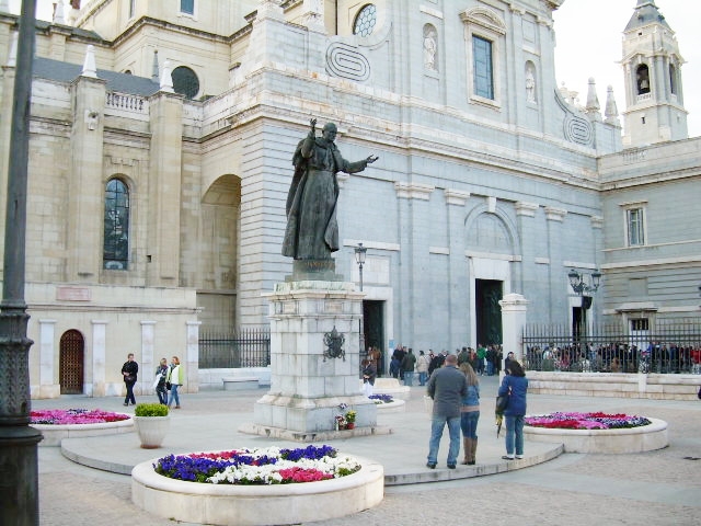 Manos Unidas presenta la Campaña Contra el Hambre a los jóvenes