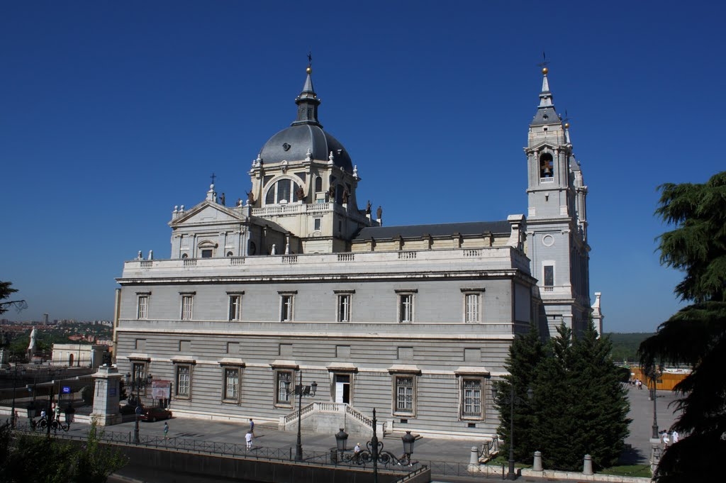 Encuentro del arzobispo con las vírgenes consagradas