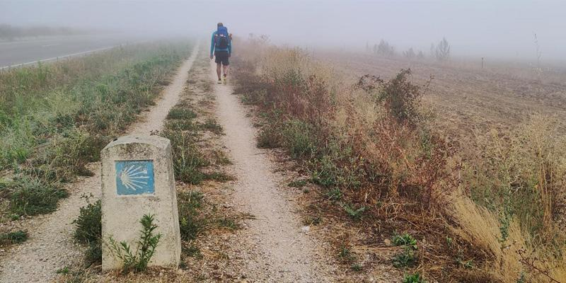 La parroquia de Santiago expide 8.000 credenciales desde mayo: «El Camino está salvando a muchas personas»