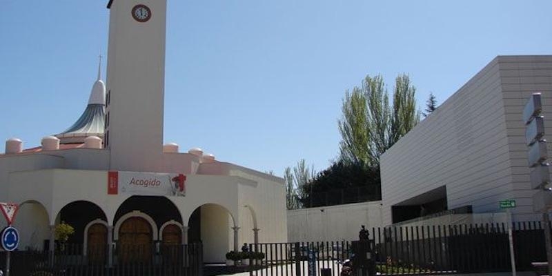 Alumnos del colegio Aldovea reciben el sacramento de la Confirmación en Nuestra Señora de la Moraleja