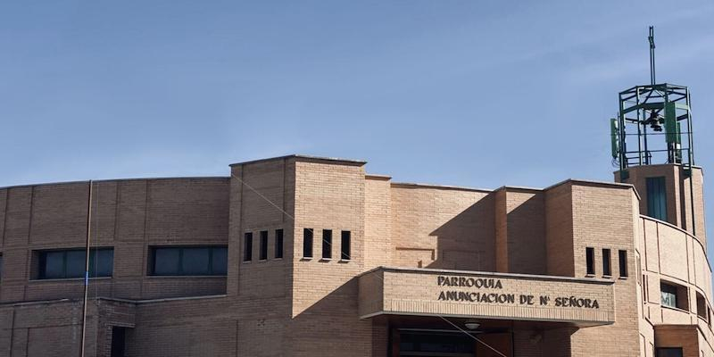 El cardenal Osoro administra la Confirmación en Anunciación de Nuestra Señora a alumnos del colegio Instituto Veritas