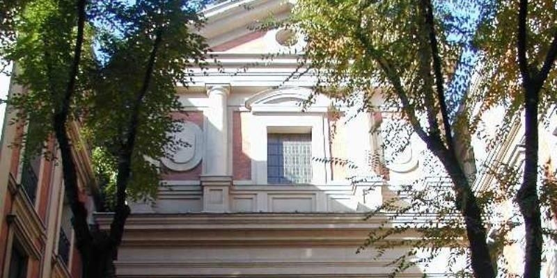 Monseñor José Cobo preside en Nuestra Señora de las Angustias la Misa en honor a su titular