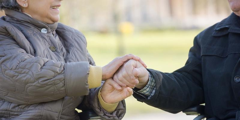 El Centro de Estudios Sociales imparte una formación sobre el acompañamiento a las personas mayores