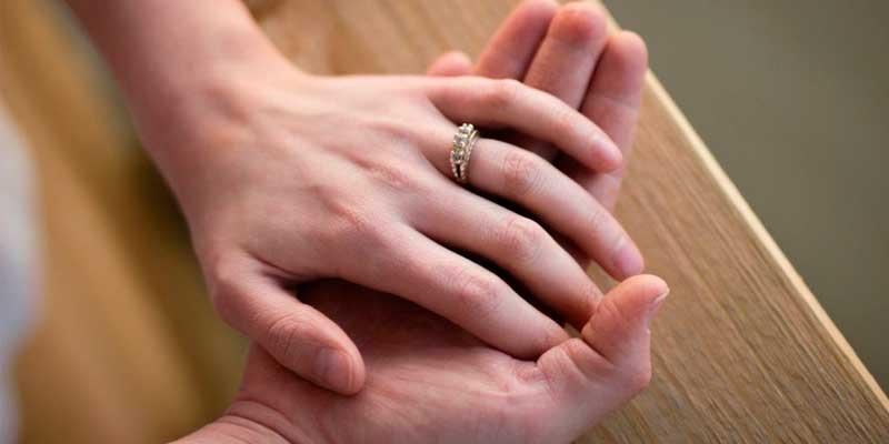 «El problema de los matrimonios que llegan con crisis es que no hablan y, si lo hacen, es del tiempo»