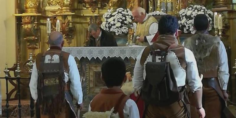 Vecinos de Braojos de la Sierra interpretan la tradicional Pastorela en las principales celebraciones de Navidad