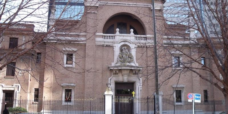 Monseñor José Cobo realiza la visita pastoral a Santa María de Habla Alemana