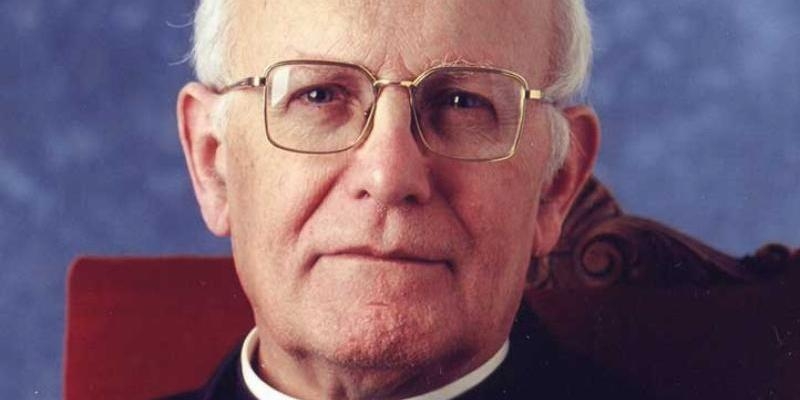 El cardenal Osoro asiste a la Misa funeral por monseñor Elías Yanes