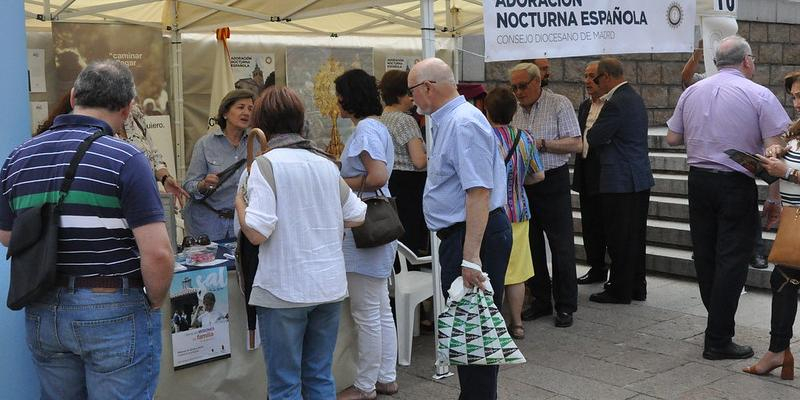 Madrid celebra la fiesta del Apostolado Seglar con carpas informativas y la tradicional vigilia de Pentecostés