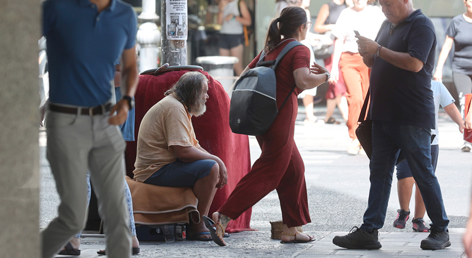 Para un techo digno, padrón y moratoria a los desahucios: Cáritas Madrid lanza su campaña por las personas sin hogar
