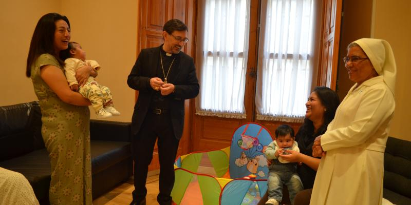 Cáritas Madrid amplía su labor social con la inauguración del Hogar Santa Bárbara II en el palacio episcopal