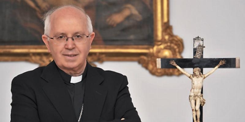 Monseñor Barrio defiende el derecho a un trabajo decente