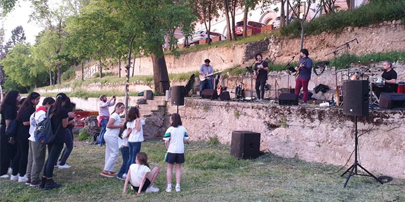 El Colegio Arzobispal celebra por primera vez su Fiesta de Pascua