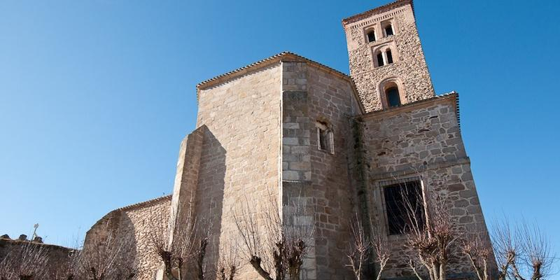 Monseñor José Cobo realiza la visita pastoral a las localidades de Buitrago del Lozoya y San Mamés