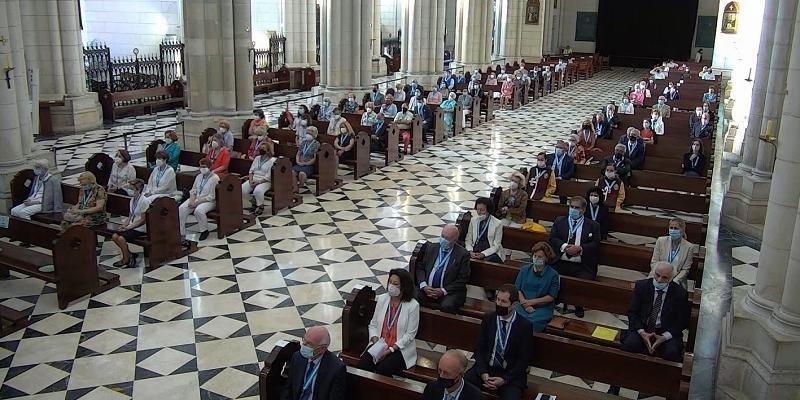 El cardenal Osoro subraya que la Virgen alienta a ser «cuidadores de quienes se acercan a nuestro lado»