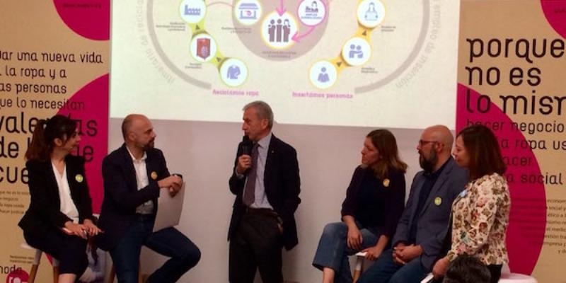 Cáritas Española lanza «moda re-», un proyecto de reciclado textil con criterios éticos para insertar personas