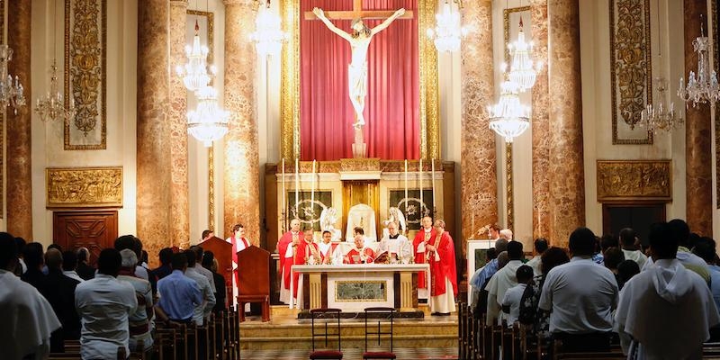 Cardenal Cañizares: «En estos momentos es clave la unidad y comunión con el Papa Francisco para anunciar el Evangelio»