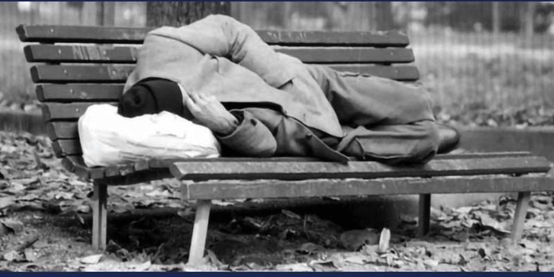 Jesús González Alemany preside la Eucaristía en recuerdo de Modesta y quienes mueren por vivir en la calle