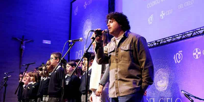 Hakuna crea 'Del cielo', un villancico inédito para la campaña de Navidad de Cáritas