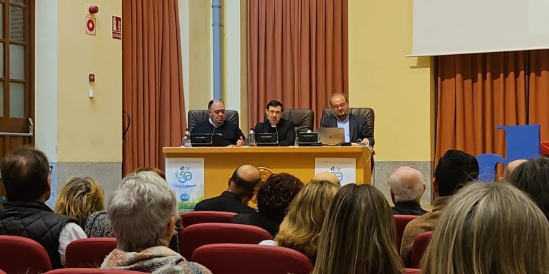 El cardenal Cobo a la Delegación Episcopal de Enseñanza en su 50 aniversario: «Crezcamos en identidad. Somos enviados por el propio sueño que tiene Dios como instrumentos de transformación»