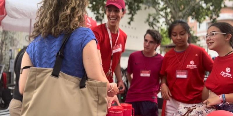 'Tú tienes mucho que ver. Tu compromiso mejora el mundo', lema del Día de Caridad de Cáritas Diocesana de Madrid