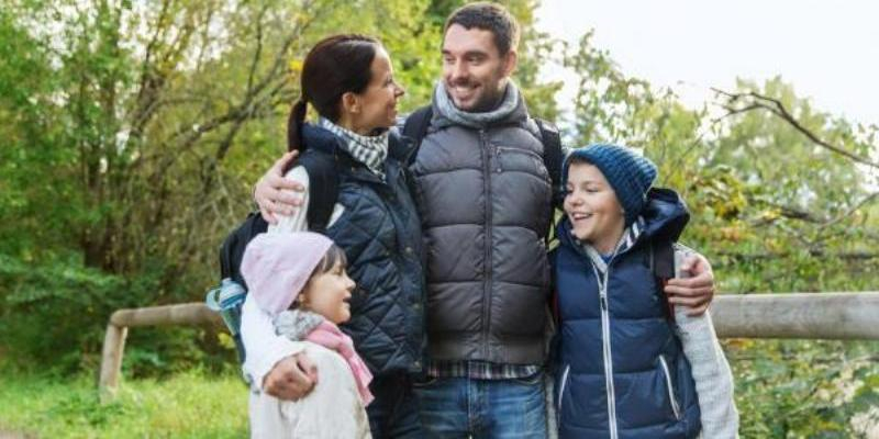 La parroquia Santísima Trinidad acoge los lunes el taller para padres “La inteligencia emocional en la niñez”: «Educamos hoy para el mañana»