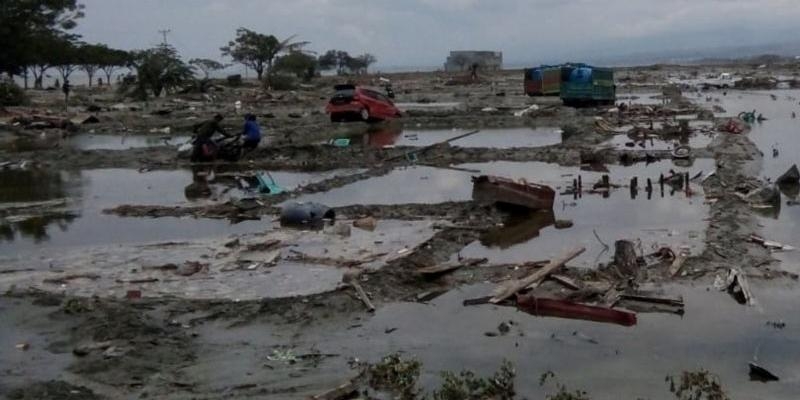 Cáritas aporta 200.000 euros a los damnificados del tsunami en Indonesia y del tifón en Filipinas