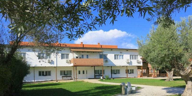 Sagrada Familia celebra un retiro Effetá de jóvenes en la casa de espiritualidad Verbum Dei de Loeches